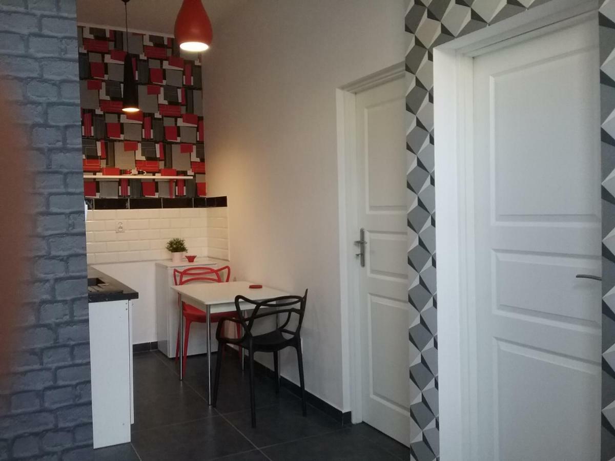 Vintage - Rose Apartament Торунь Экстерьер фото